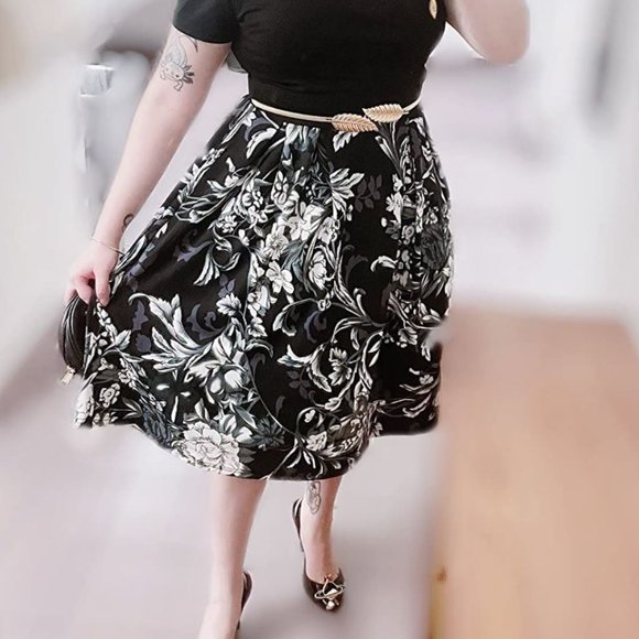 Womens Fashion Belts Fancy Ladies Adjustable Stretch Design Silver Gold Set of 4 - Picture 3 of 10